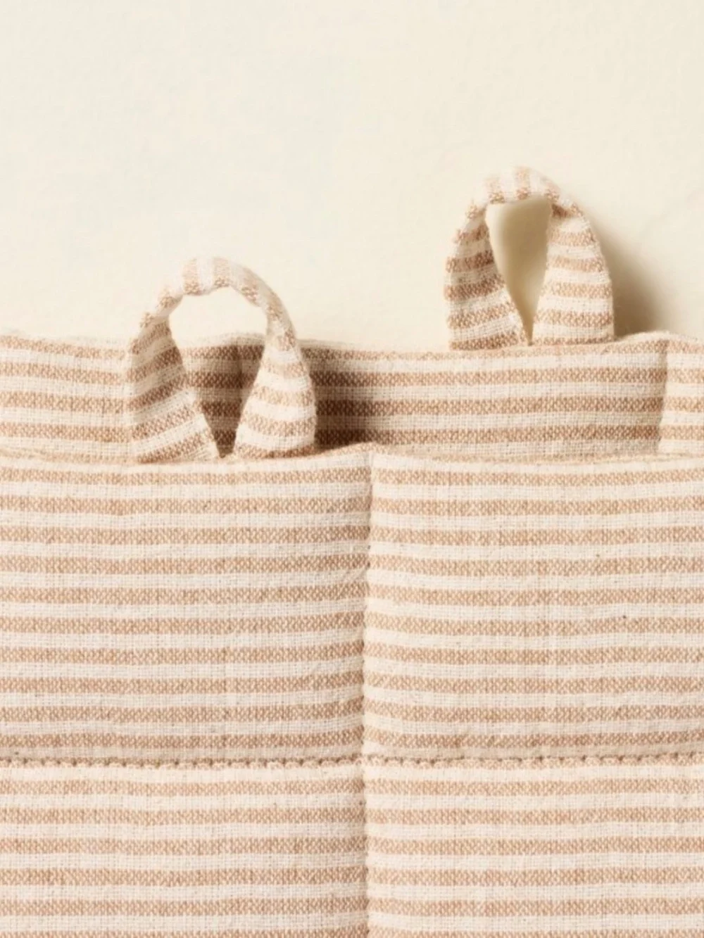 Hearth & Hand pot holder